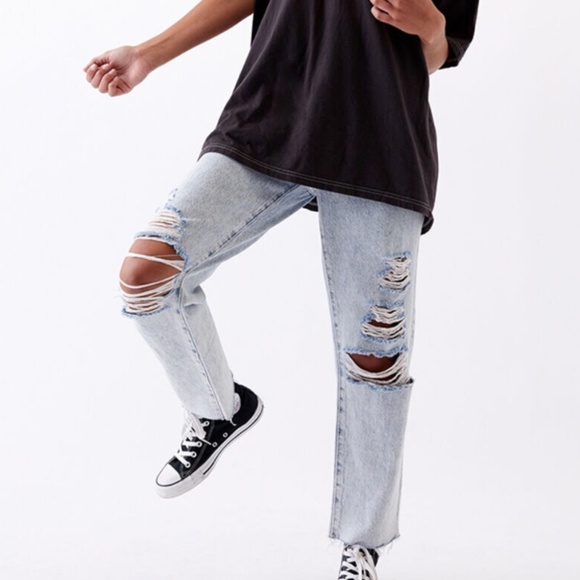 Pacsun Distressed Light High Waisted Straight Leg Jeans - Size 28 - Picture 5 of 11